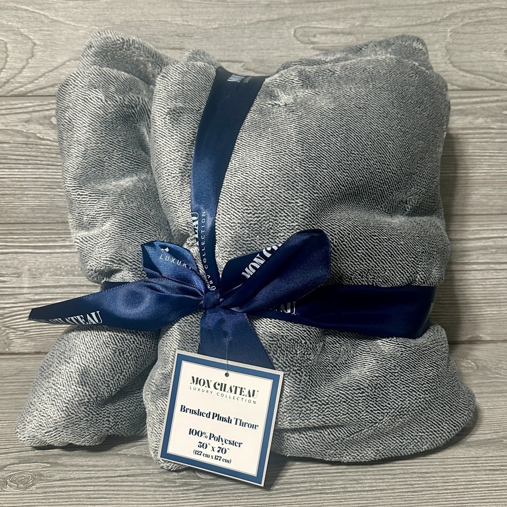 Mon Chateau Throw‎ Blanket 50" x 70" Gray Brushed Plush Soft Cozy Sofa Bed Decor